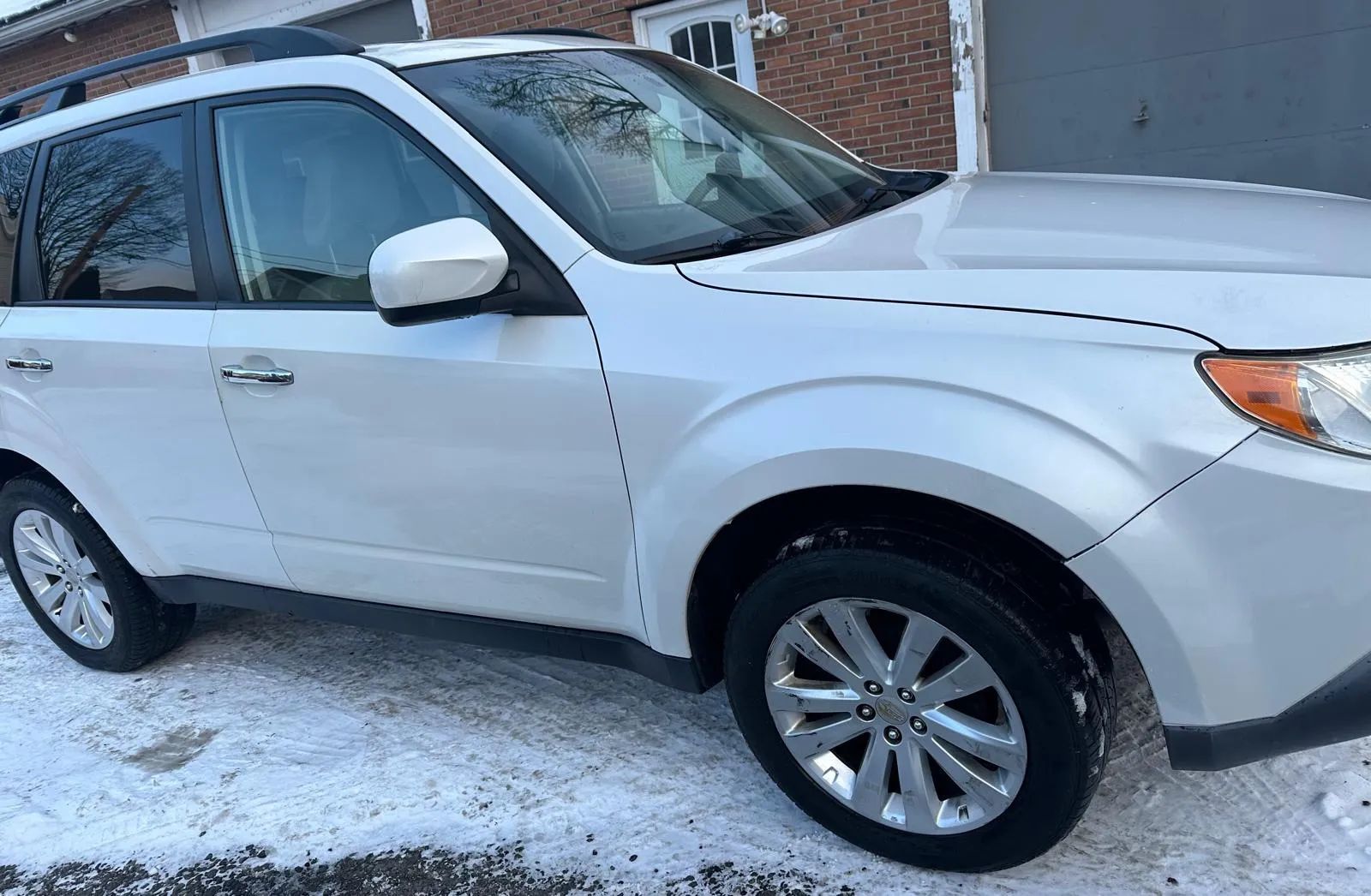 2011 SUBARU FORESTER